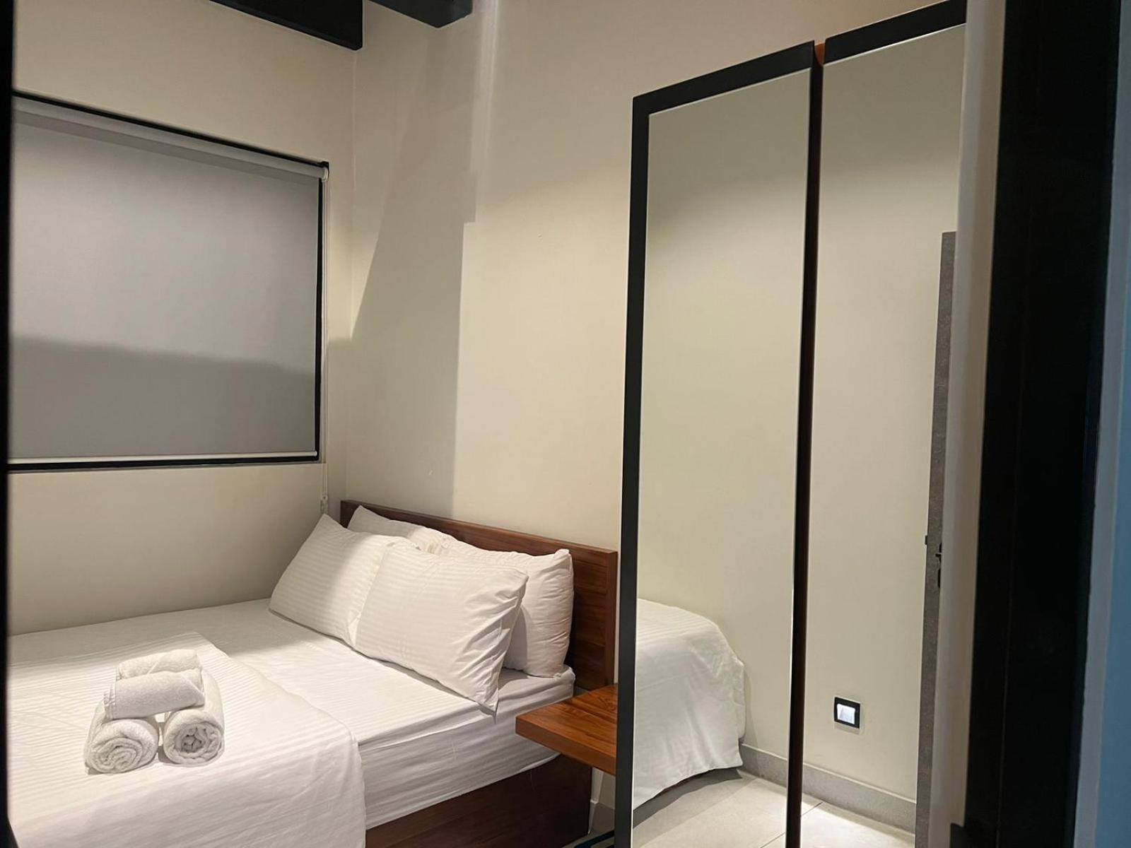 Vaux Park Street - A Collection Of 8 Luxury Lofts Lejlighedshotel Colombo Værelse billede